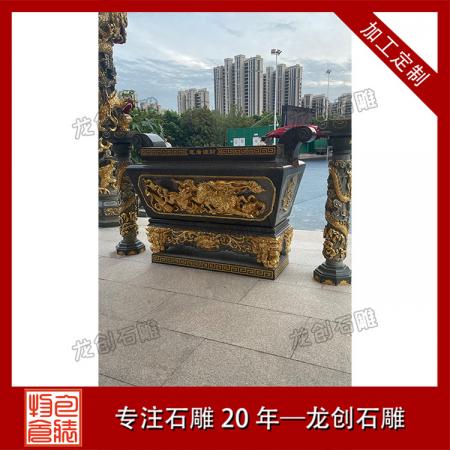 如何根據寺院空間選擇大小合適的石雕香爐？